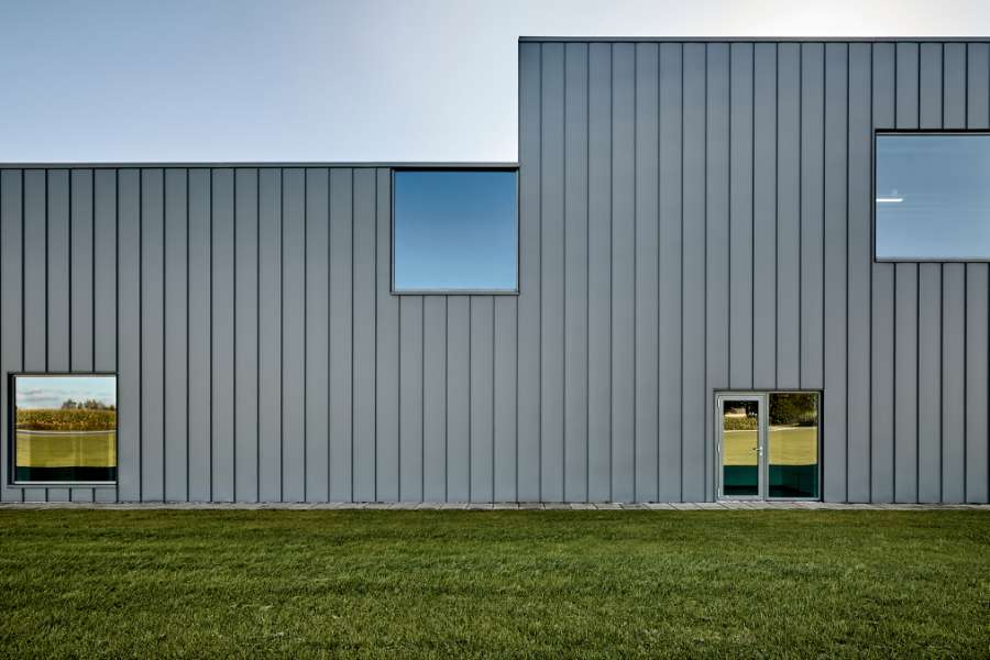 Steel-clad production powerhouse in Himmerland, Himmerlandskød, Nordre Ringvej 99, 9620 Aalestrup, Denmark